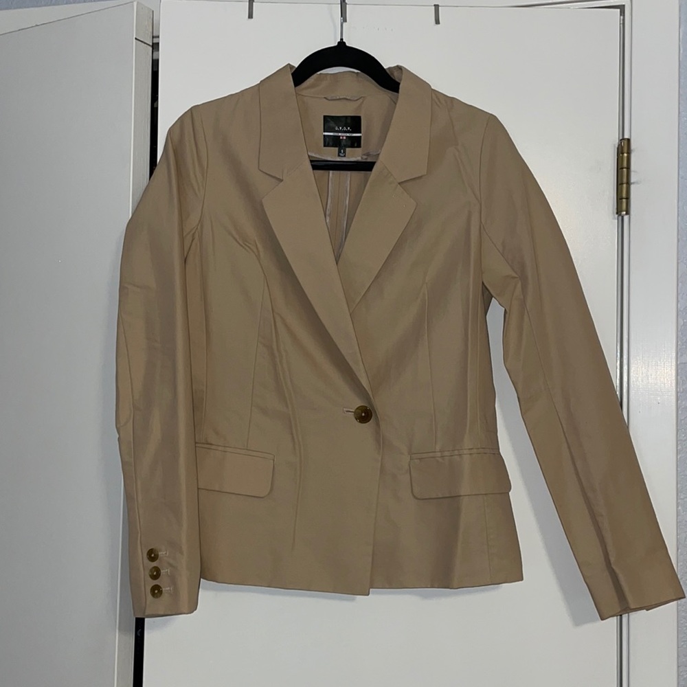 Uniqlo Khaki Women’s Blazer